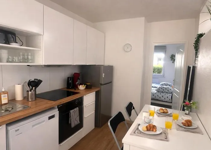 Cosy Tram A 7 Min Parking *